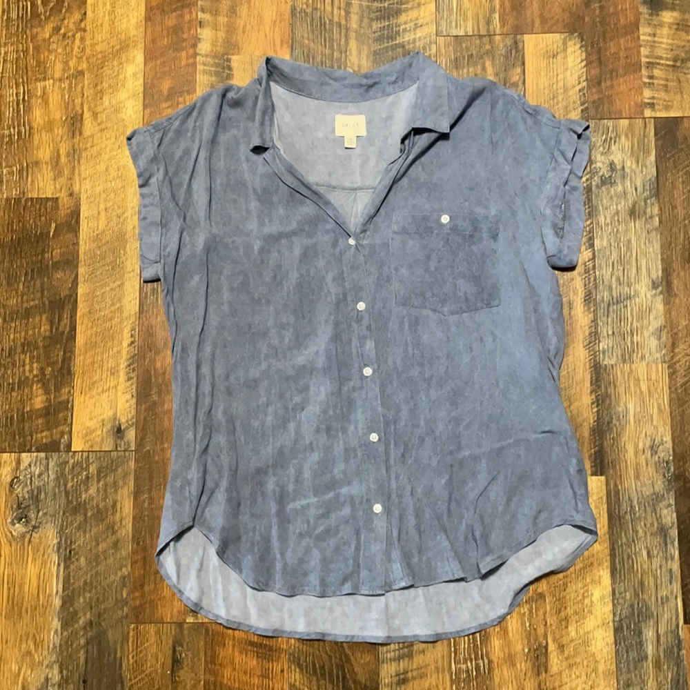 ID:23 Medium Blouse